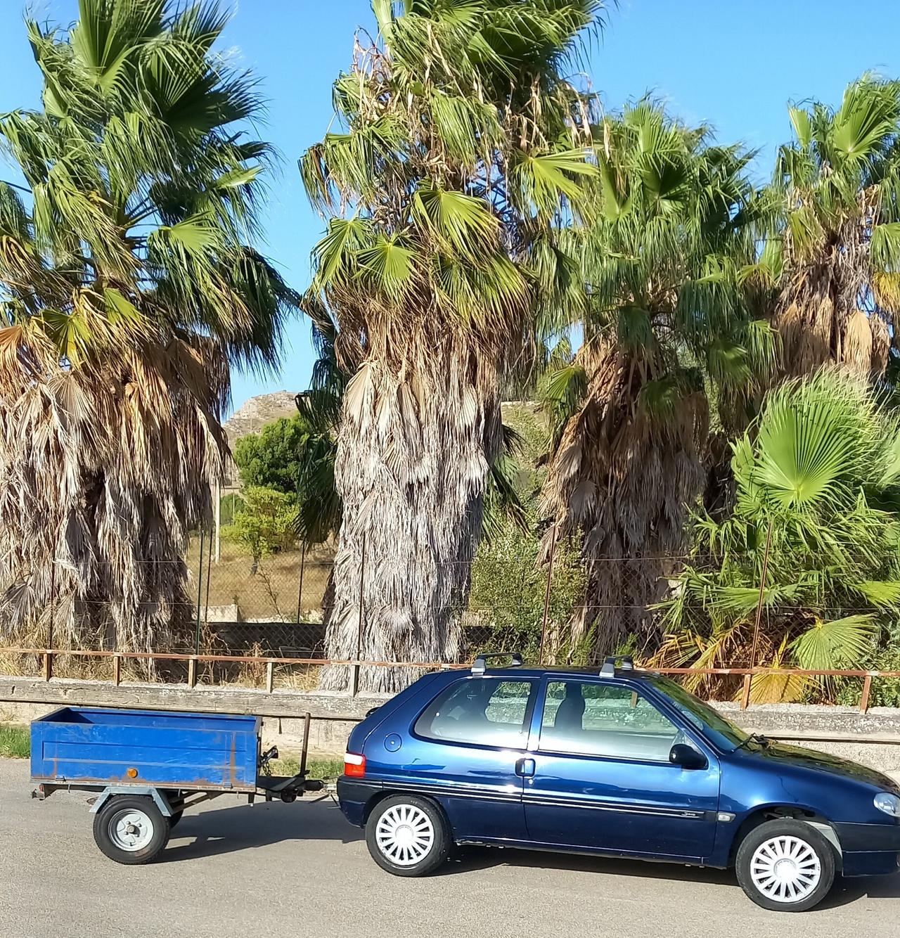 citroen saxo con gancio e carrello