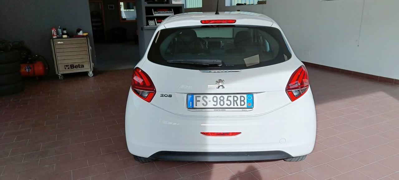 Peugeot 208 PureTech 82cv 5 porte Style