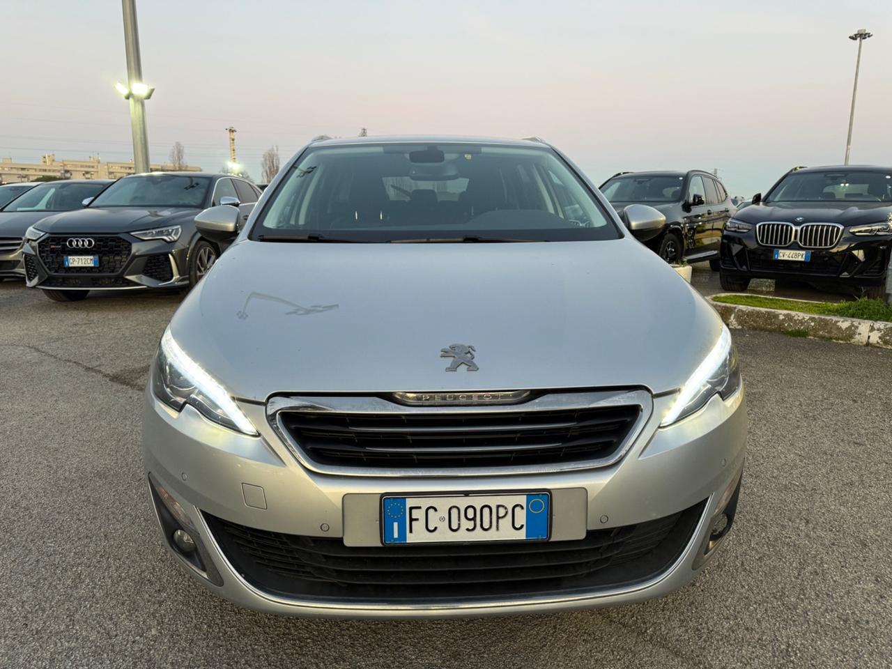 Peugeot 308 BlueHDi 120 S&S EAT6 SW Allure