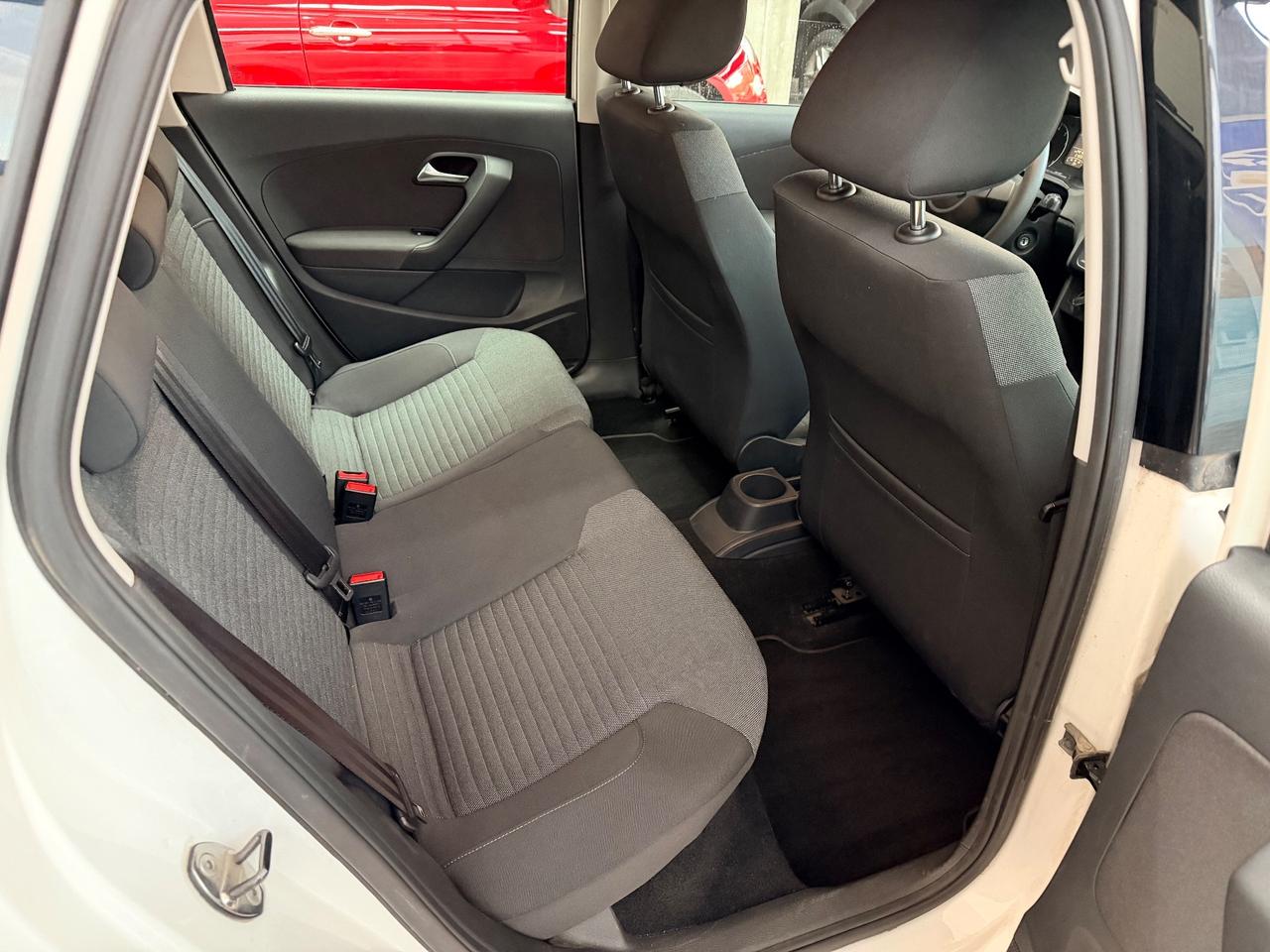 Volkswagen Polo 1.2 benzina 86cv Neopatentati