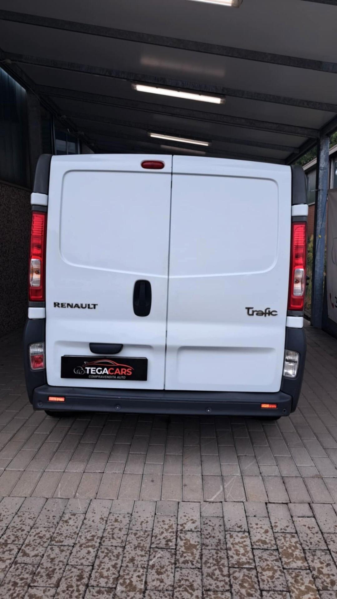 Renault Trafic T27 2.0 dCi/115 PC-TN Furgone DPF