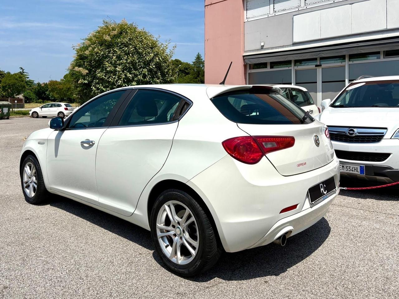 Alfa Romeo Giulietta 1.6 JTDm-2 105 CV Progression