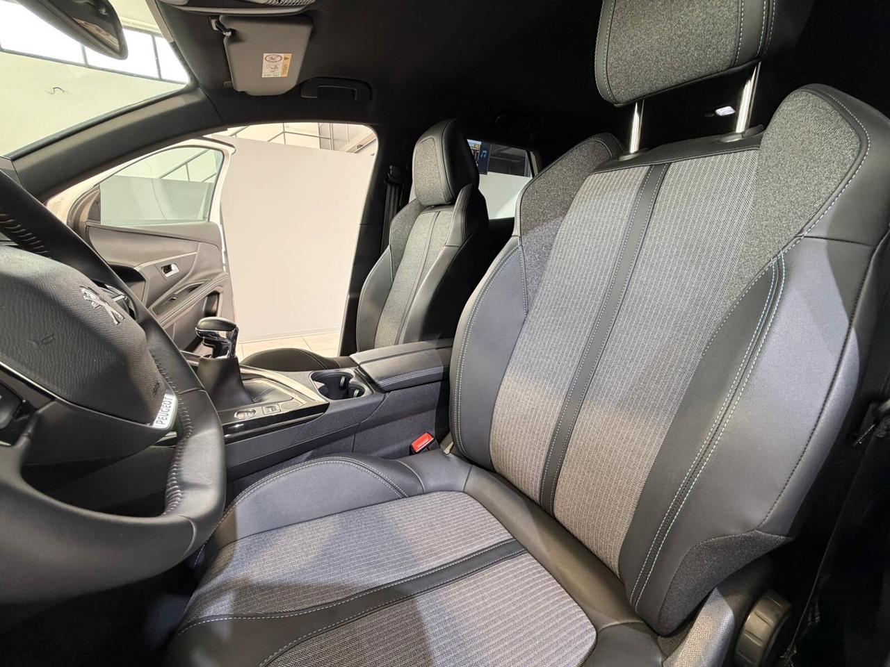 Peugeot 3008 PureTech Turbo 130 S&S Allure Pack