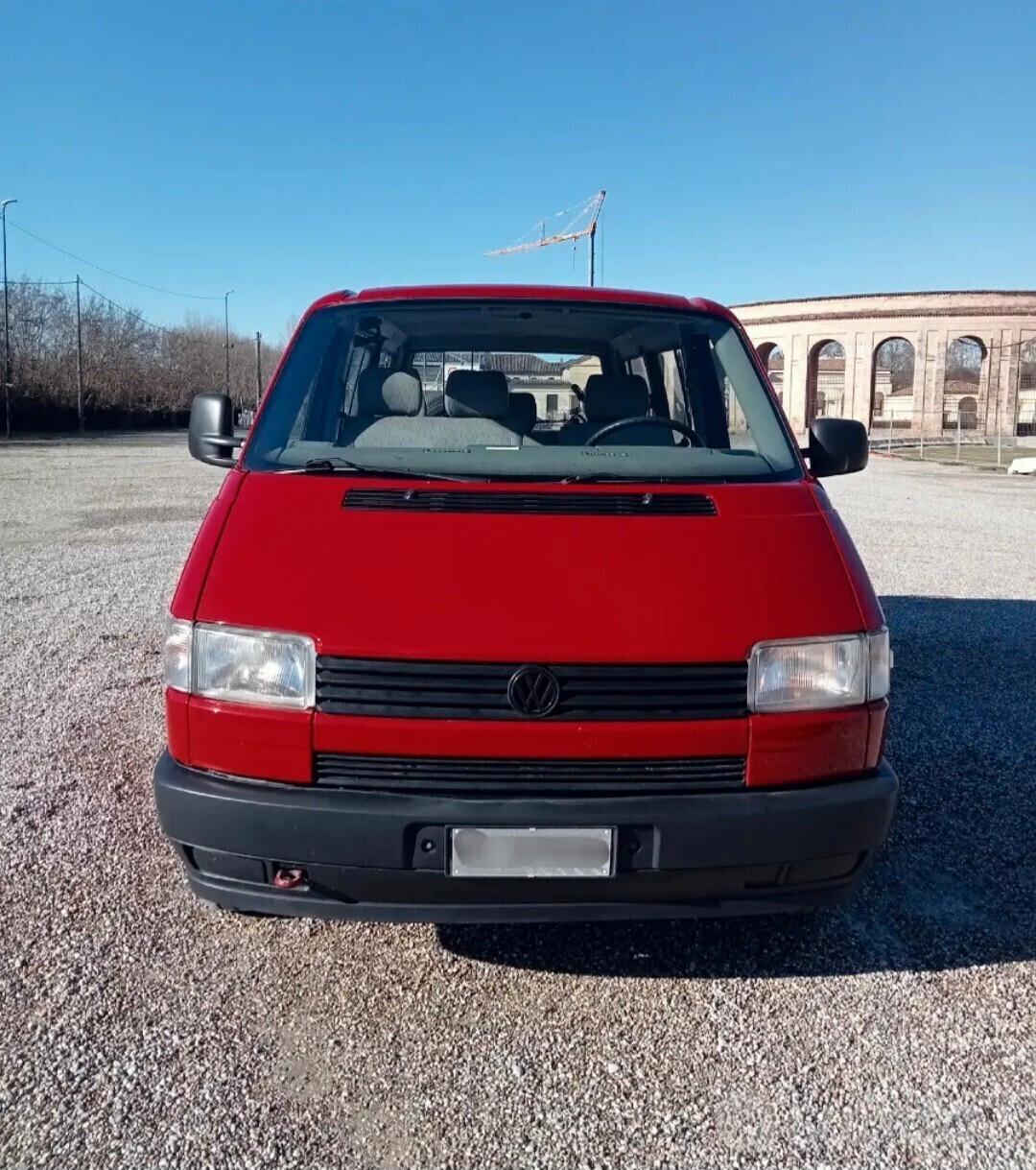Volkswagen Transporter 2.5 cat Caravelle