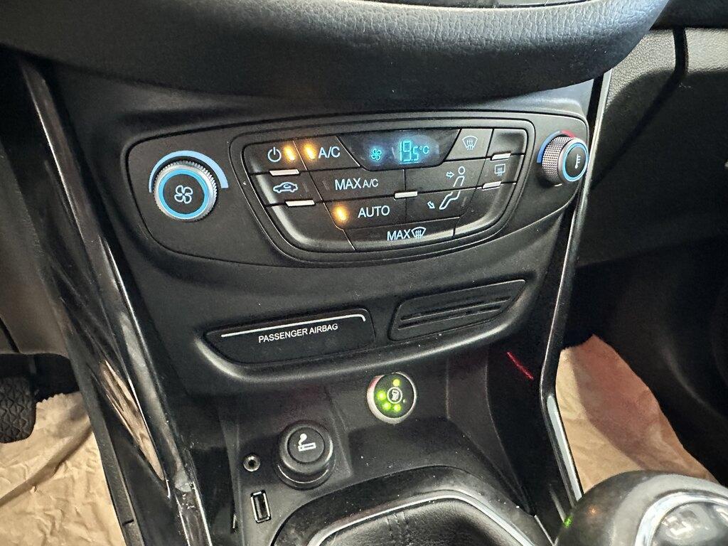 Ford B-Max 1.4 Titanium