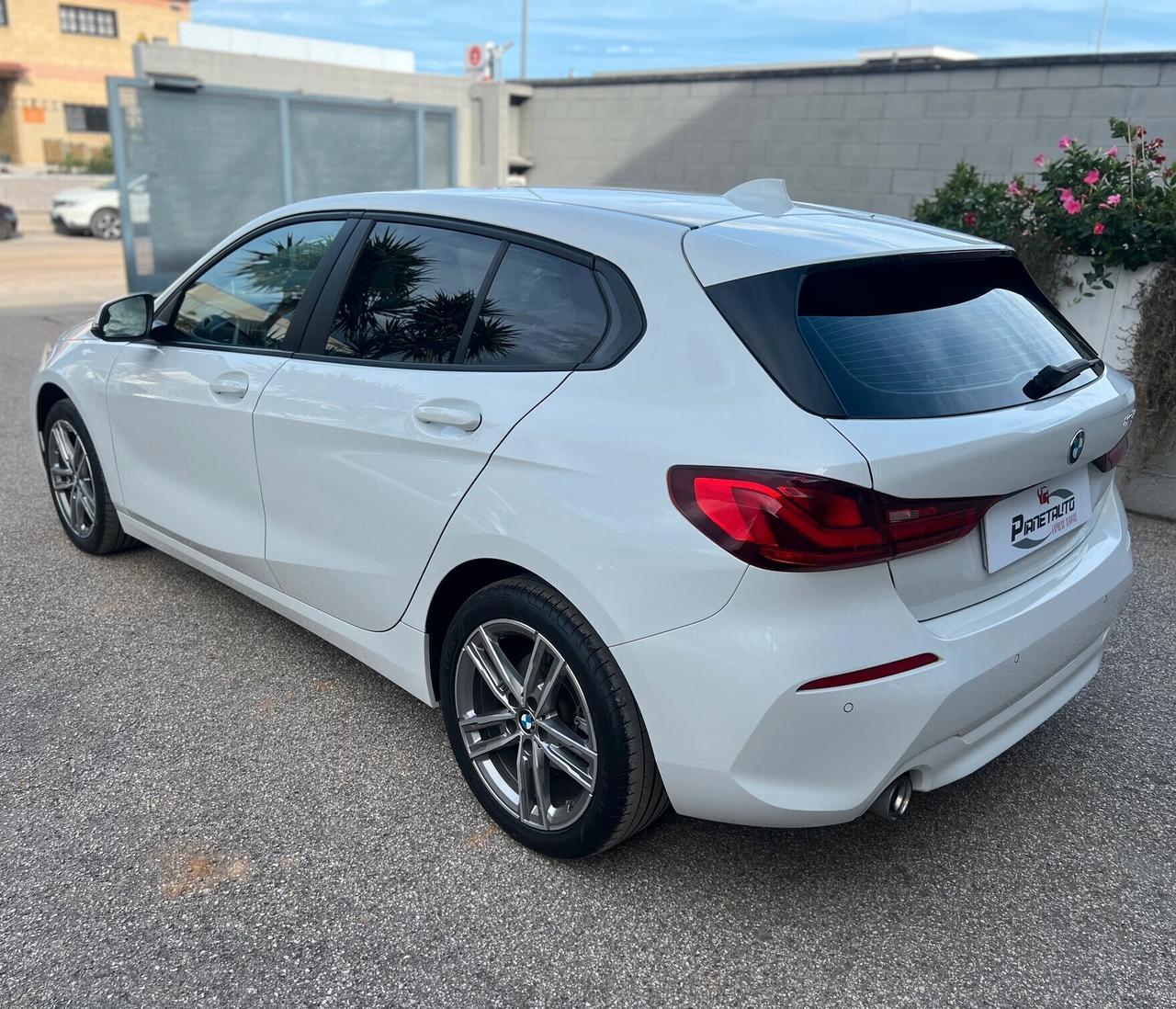 Bmw 116 d 115cv SPORT auto ADATTA NEOPAT. LED/VIRTUAL/17;