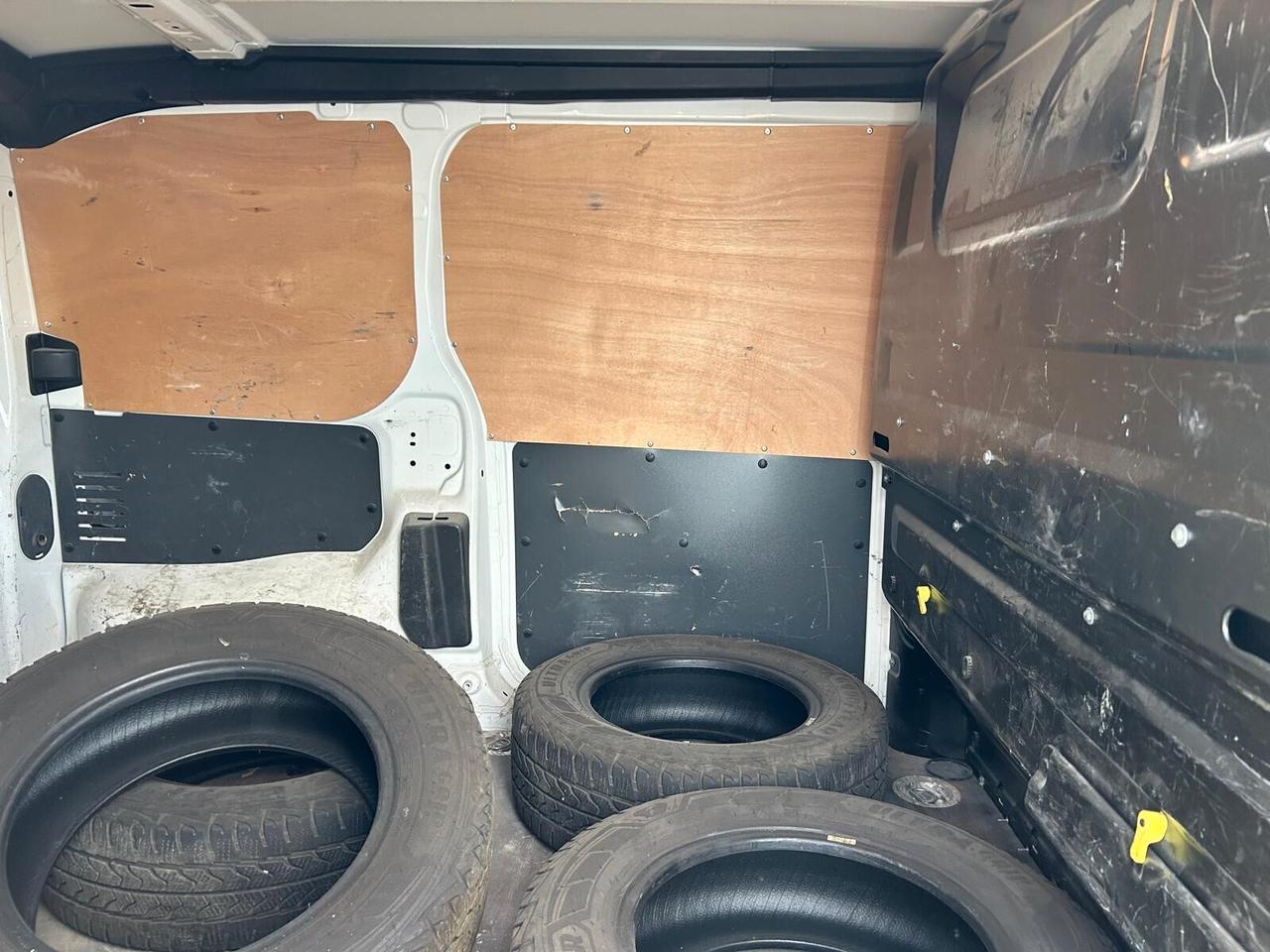 Peugeot Expert PREMIUM BlueHDi 120 PC Furgone SPOTICAR