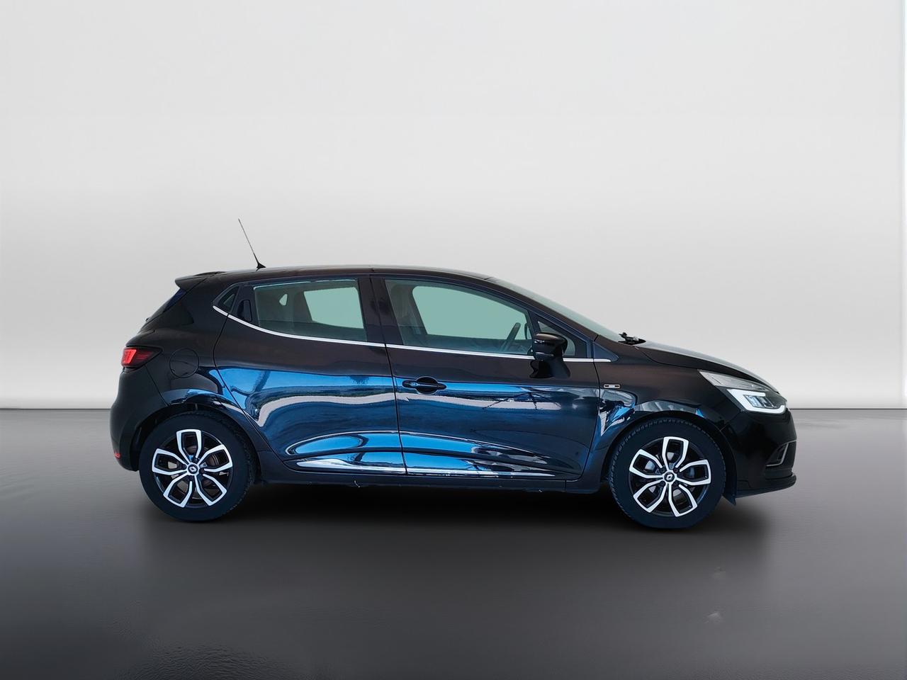 RENAULT Clio IV 2017 - Clio 1.5 dci Moschino Zen 90cv