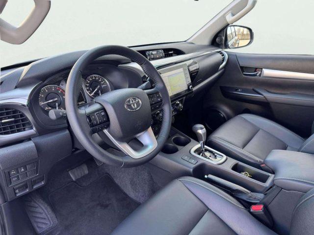 TOYOTA Hilux 2.8 D-4D A/T 4WD 4 PORTE DOUBLE CAB EXECUTIVE AUTO