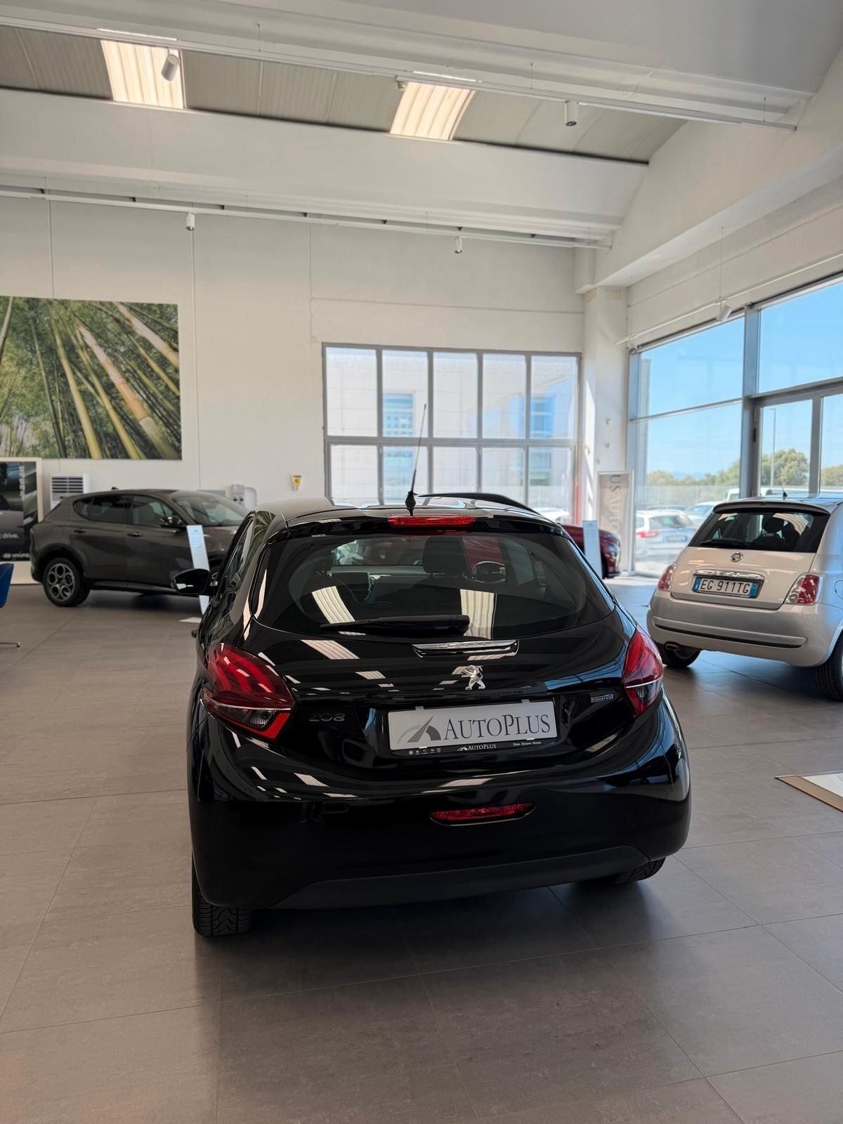 Peugeot 208 BlueHDi 75 3 porte Allure