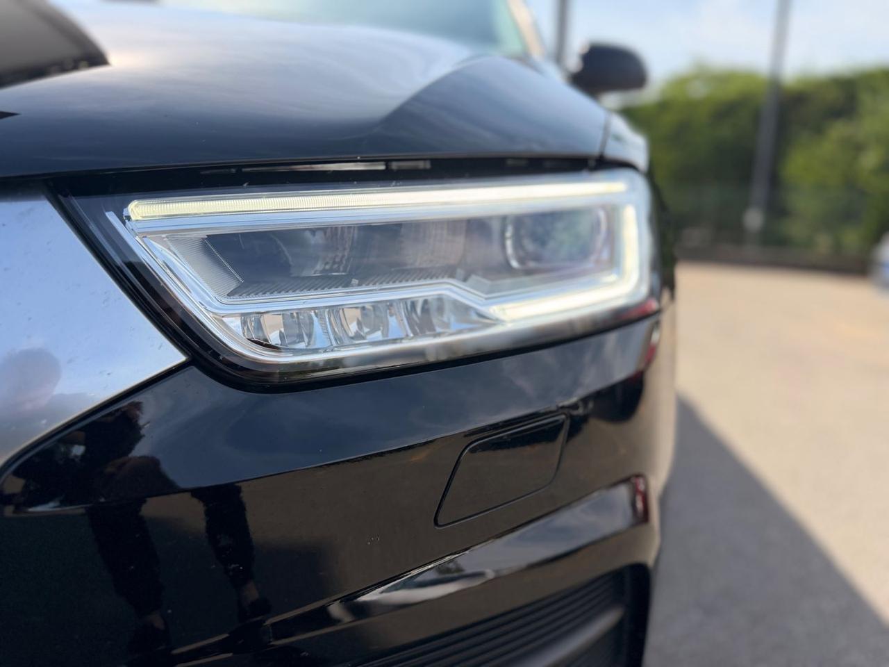 Audi Q3 Business 2.0 TDI #11238