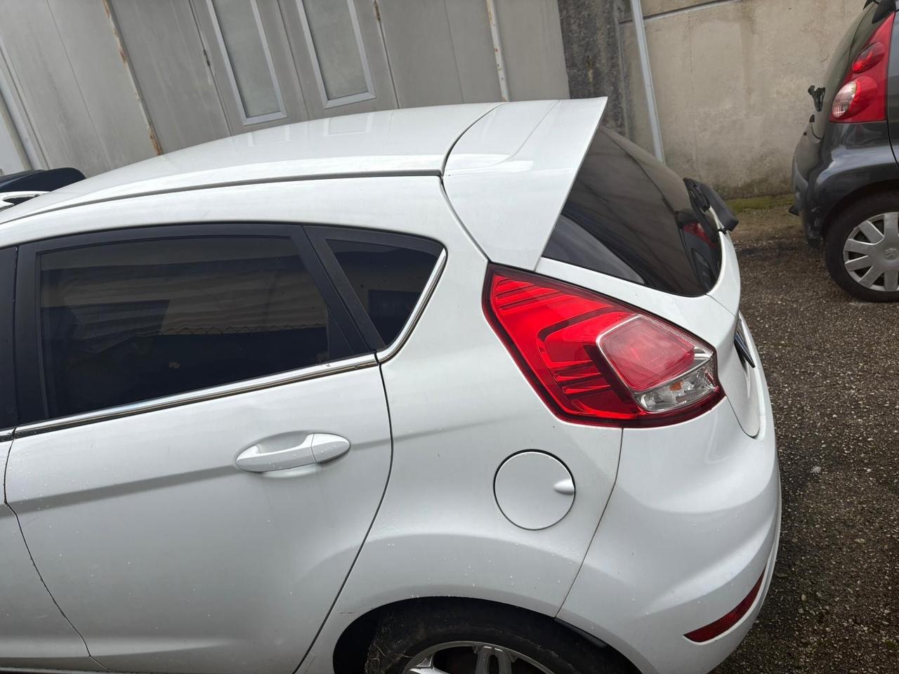 Ford Fiesta 1.4 5 porte Bz.- GPL