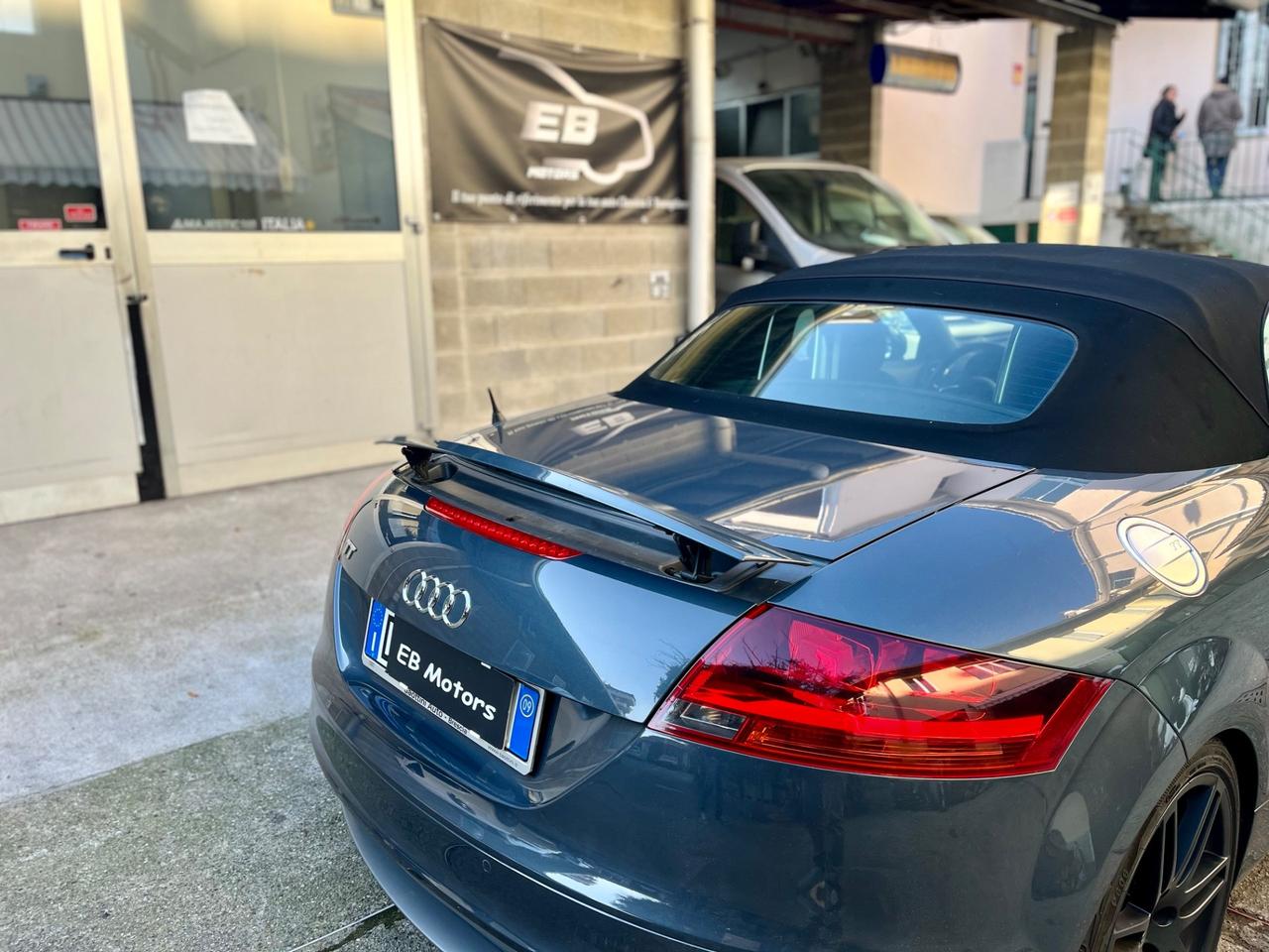 Audi TT Roadster 2.0 TFSI S-tronic Advanced S-Line