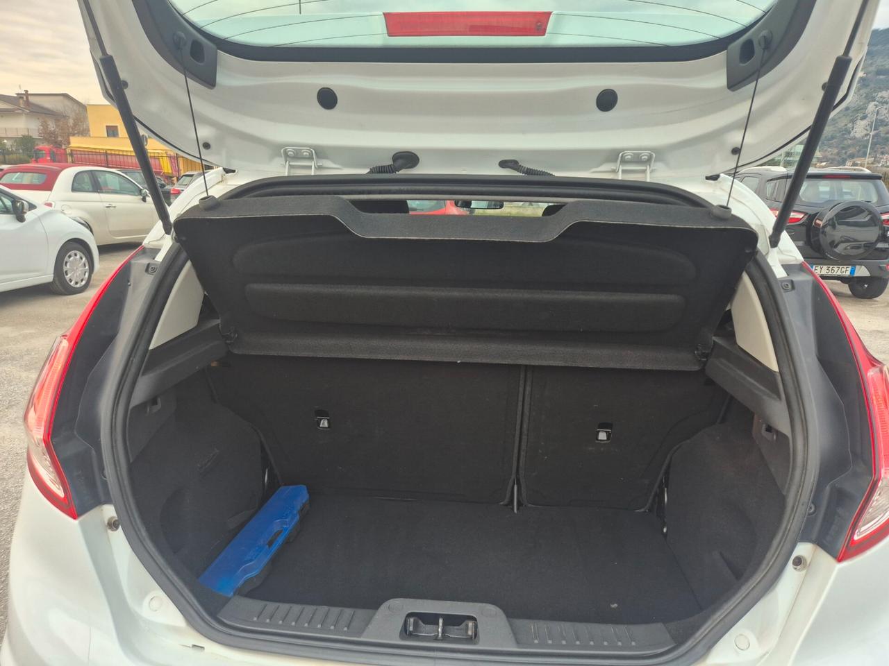 Ford Fiesta 1.4 5 porte Bz.- GPL Business