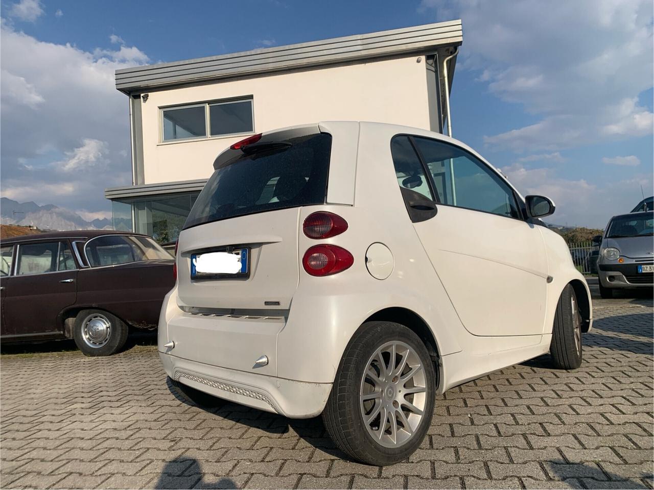 Smart ForTwo 1000 45 kW MHD coupé pure