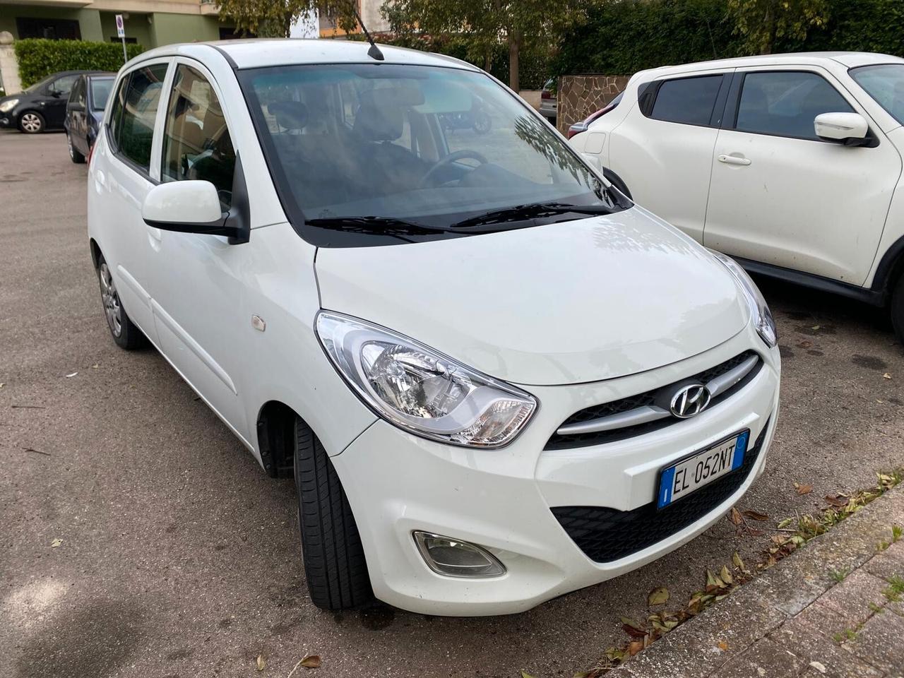 Hyundai i10 1.1 benzina 69 CV