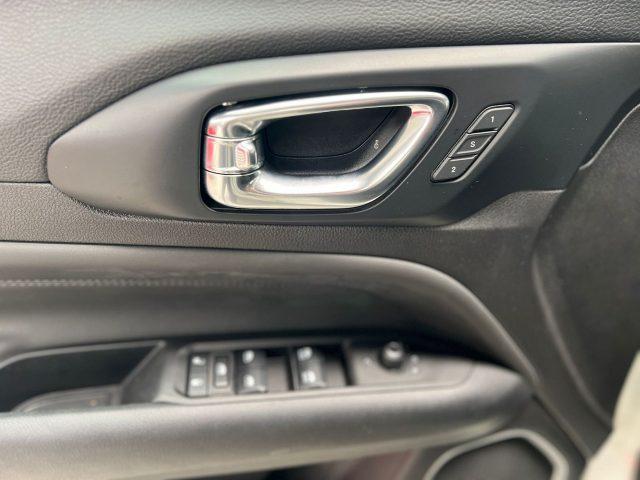 JEEP Compass e-Hybrid 1.5 Turbo MHEV T4 96kW Summit DDCT