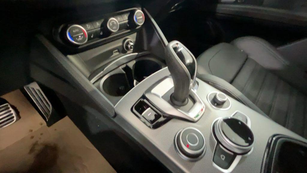 Alfa Romeo Stelvio 2.2 TD 210 CV AT8 Q4 Veloce + Tetto