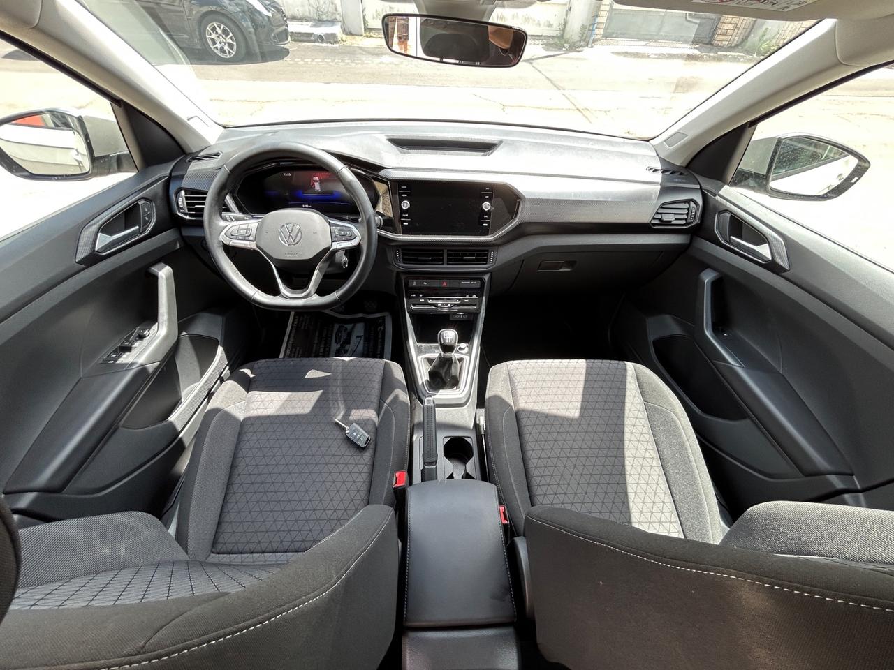 Volkswagen T-Cross 1.0 TSI-2024