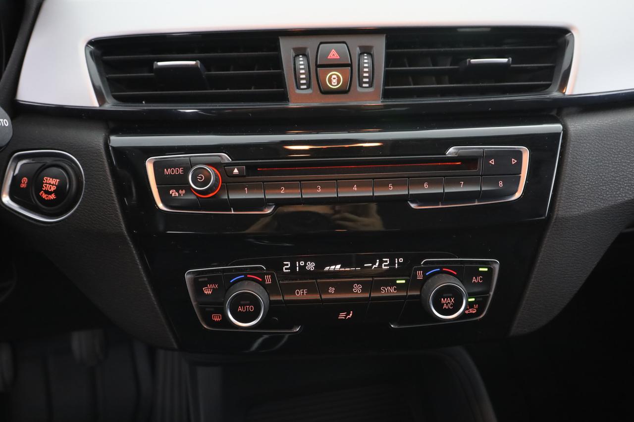 BMW X1 (F48) X1 sDrive18d Business
