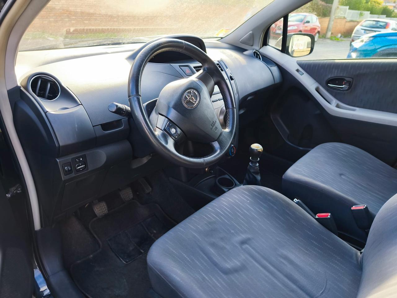 Toyota Yaris 1.3 5 porte