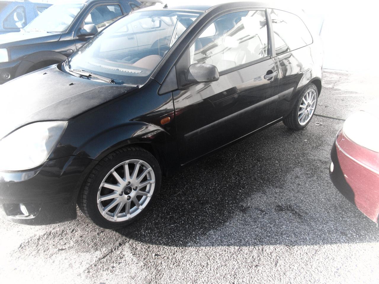 Ford Fiesta Fiesta 1.6 TDCi 3p. Sport Gomme nuove