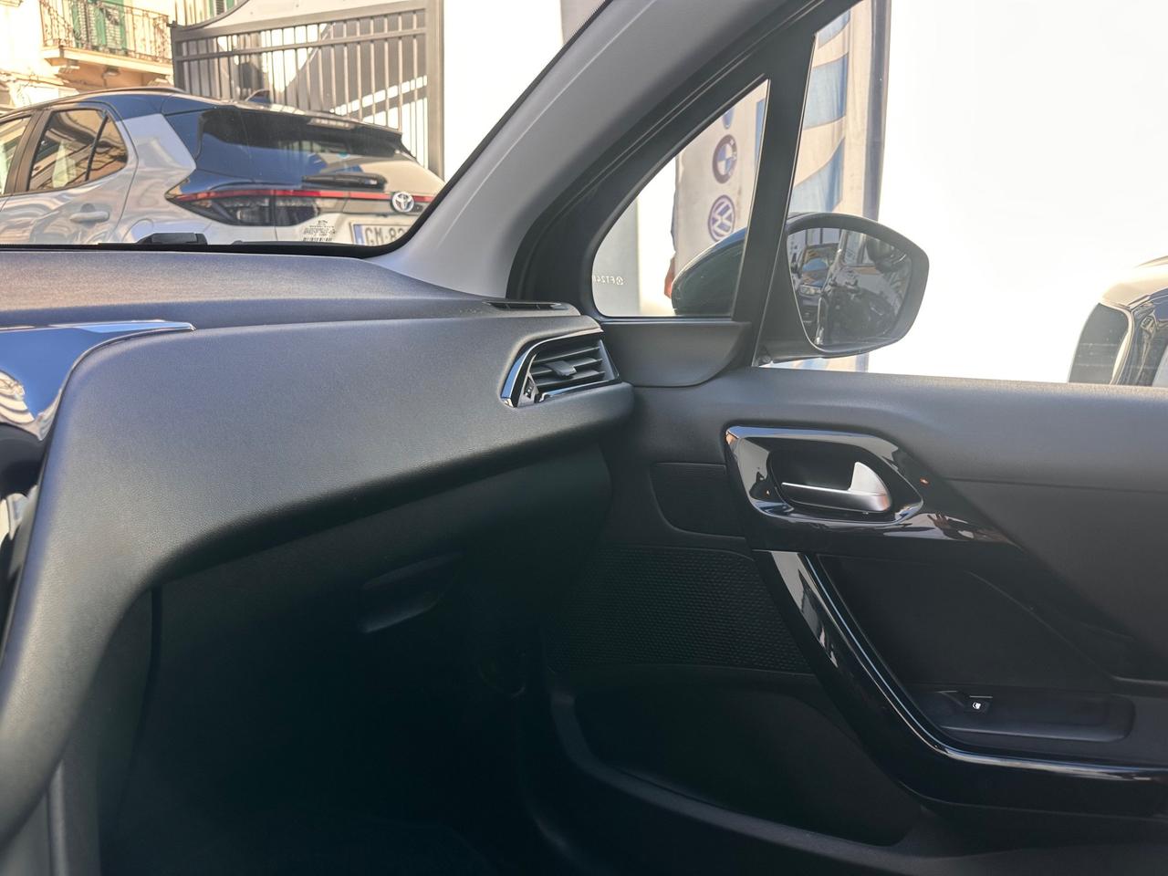 Peugeot 208 BlueHDi 75 5 porte Active