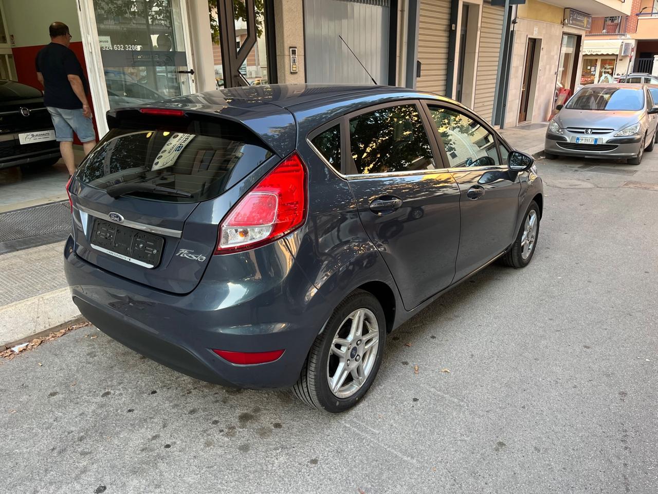 Ford Fiesta 1.5 TDCi 75CV 5 porte Titanium