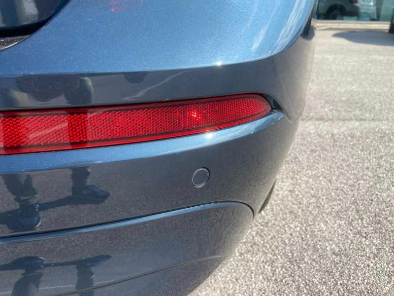 VOLVO XC60 2.0 b4 Momentum Pro AwD AuTo
