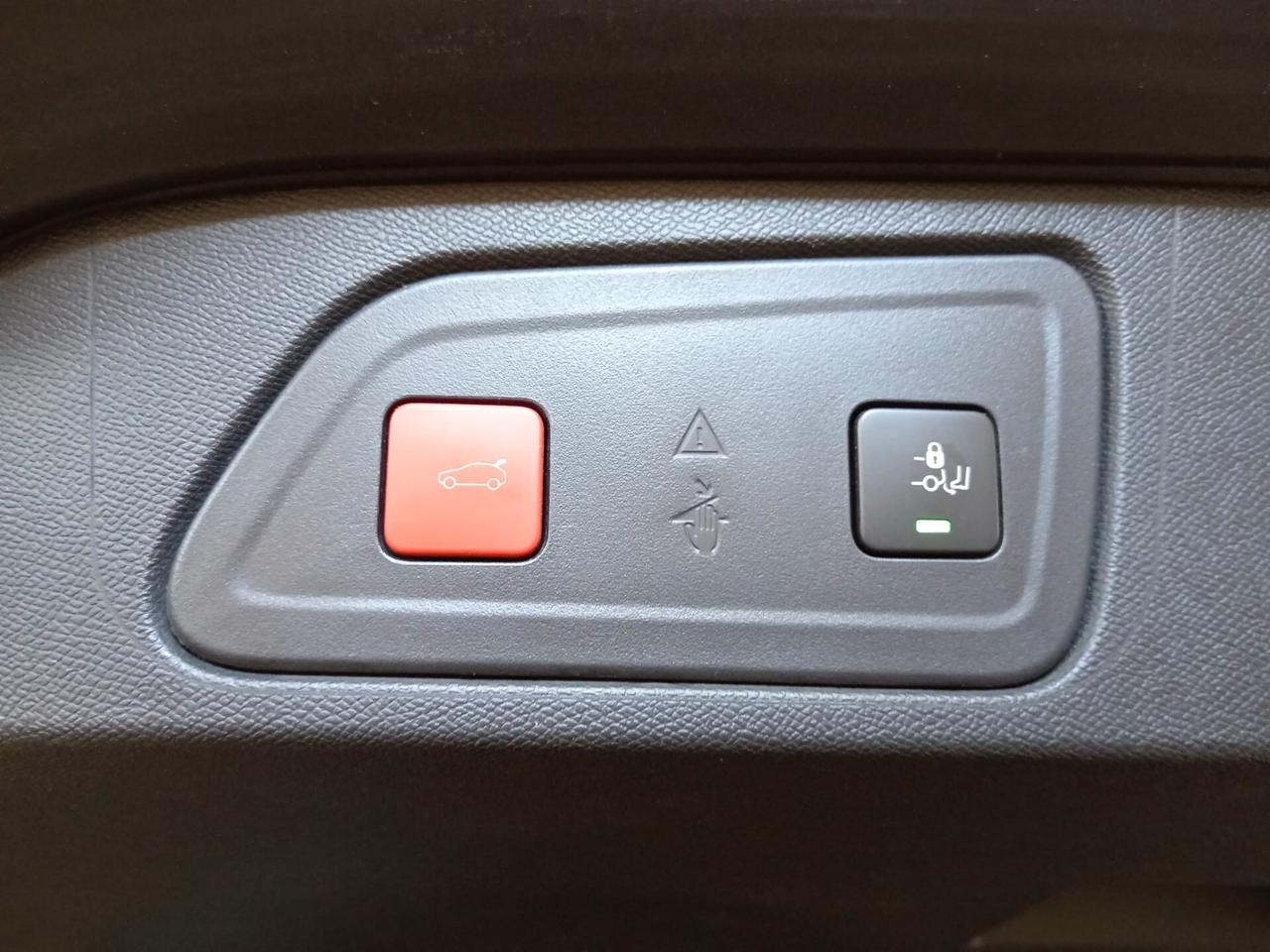 Citroen C5 Aircross BlueHDi Shine 1.5cc 177cv (130kW) Autom.