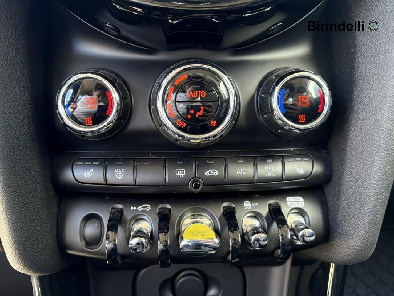 MINI Mini Full El. (F56) - Mini Cooper SE Yours