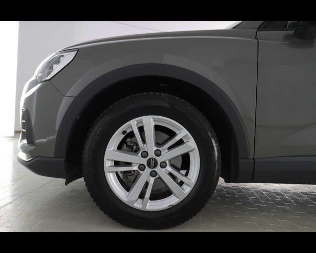 AUDI Q3 35 TFSI S tronic Business