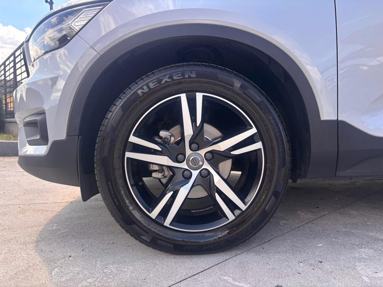 Volvo XC40 D3 R-design