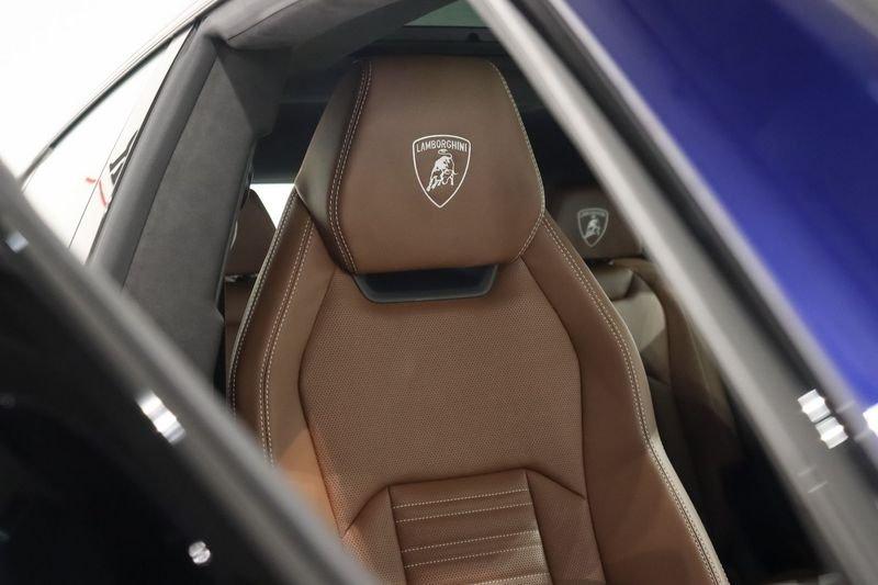 Lamborghini Urus 4.0 SE