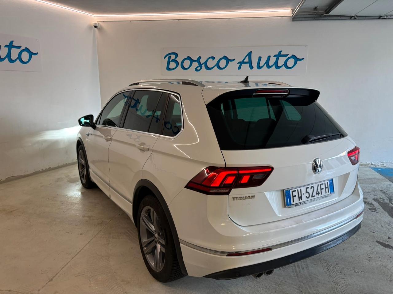 Volkswagen Tiguan 1.6 tdi R-Line 115cv