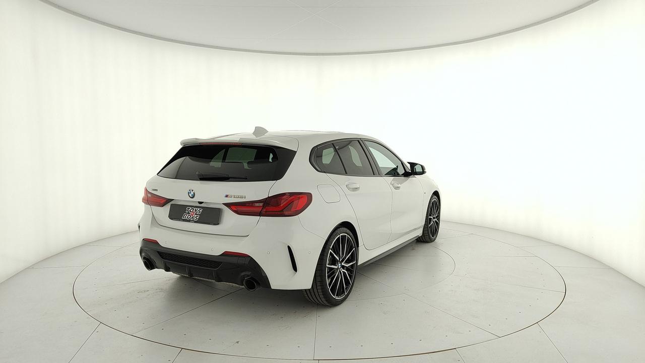 BMW Serie 1 F40 - M 135i xdrive auto