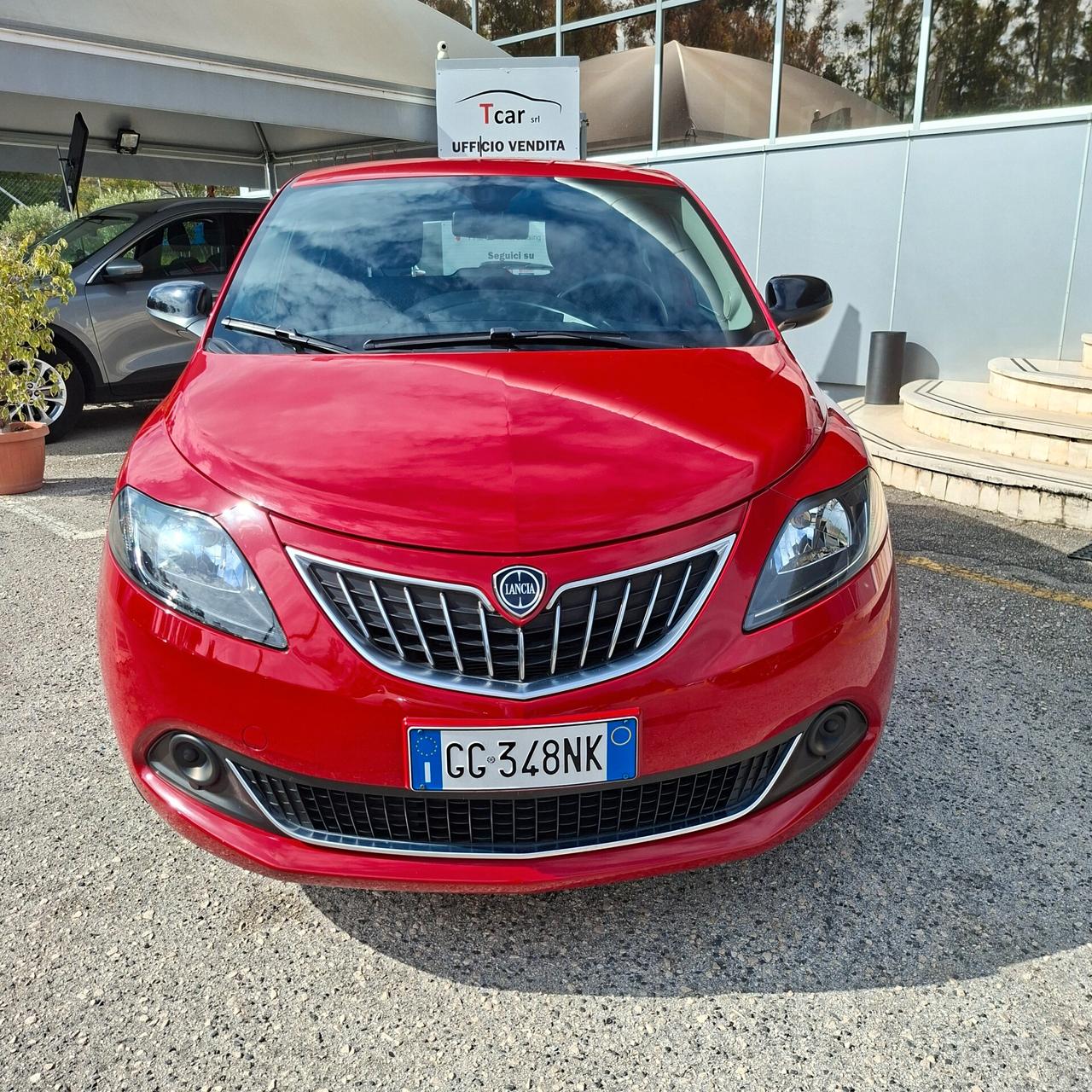 Lancia Ypsilon 1.0 Bz 70 Cv Hybrid Silver