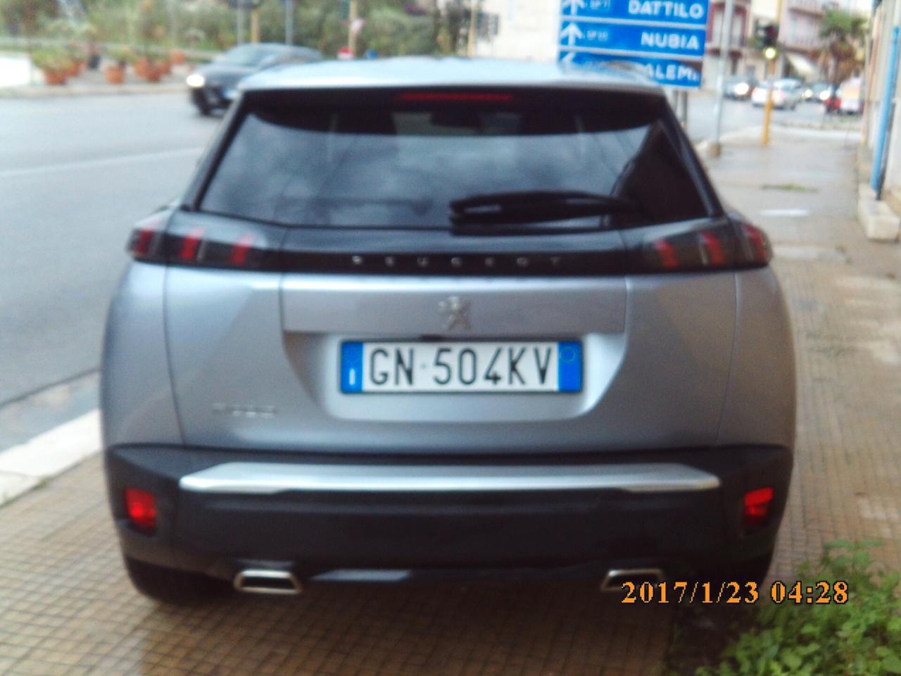 Peugeot 2008 PureTech 130 S&S EAT8 Allure