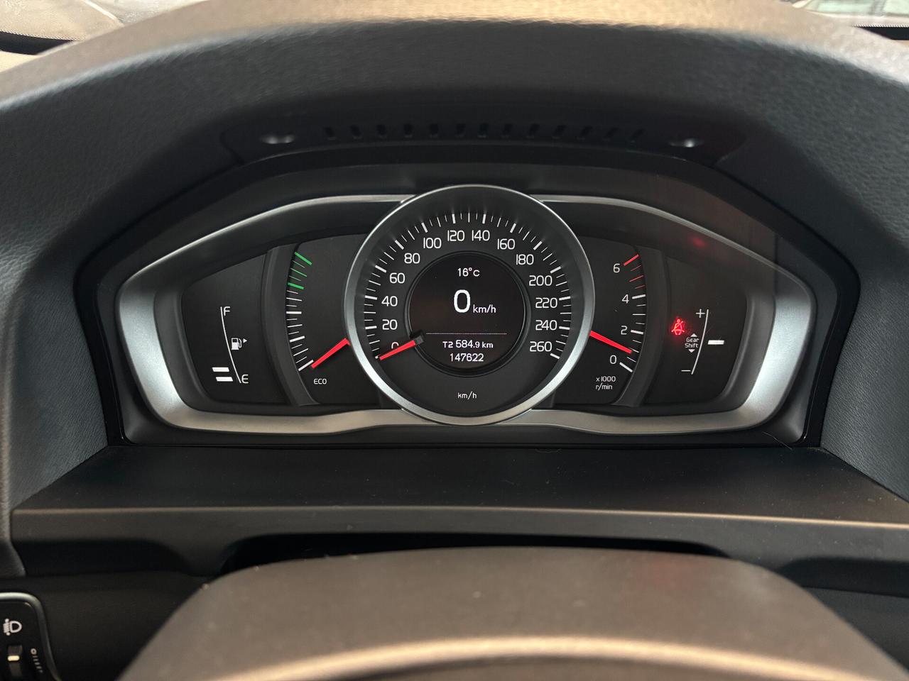 Volvo V60 1.6 84kw 115cv Momentum NEOPATENTATO