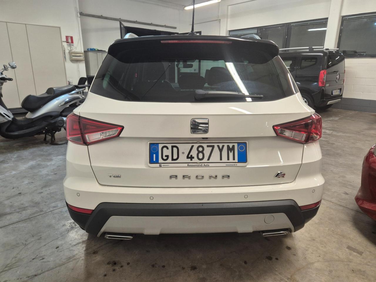 Seat Arona 1.0 TGI FR PARI A NUOVO!!!!!!!