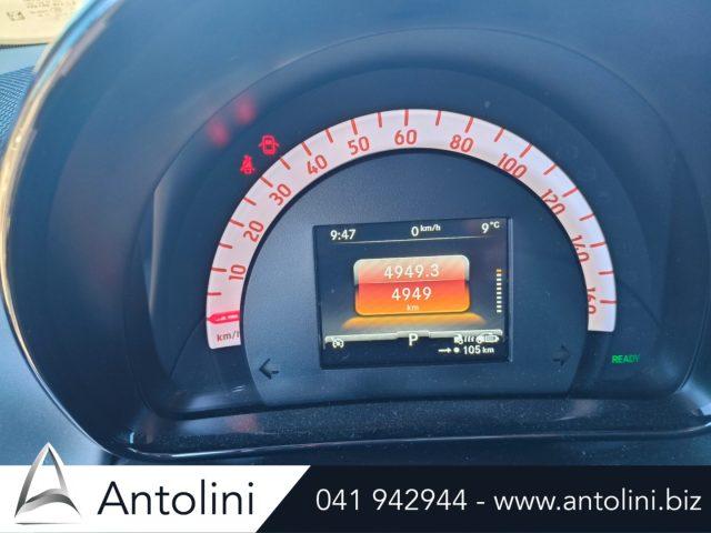 SMART ForTwo EQ Passion "SOLO 4.943 KM"