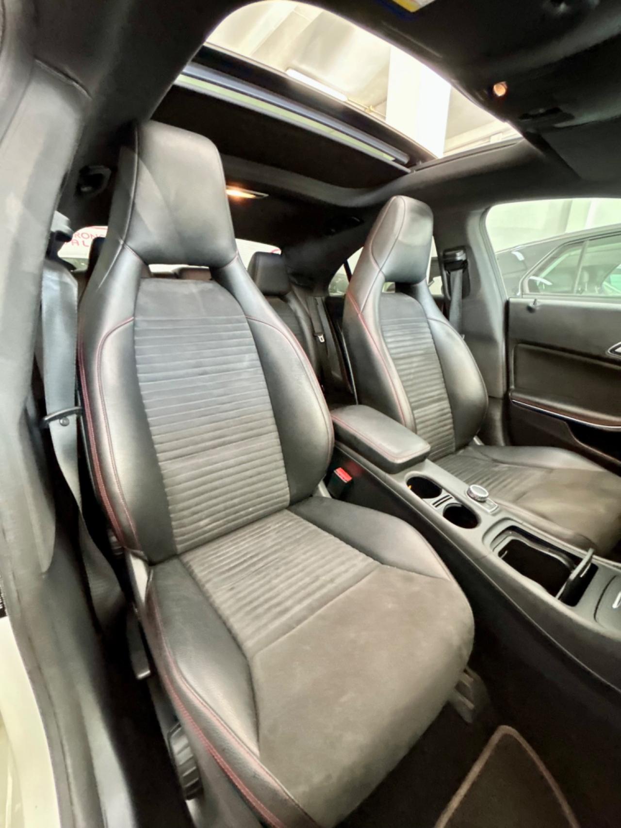 Mercedes CLA 200 Premium AMG TETTO FULL