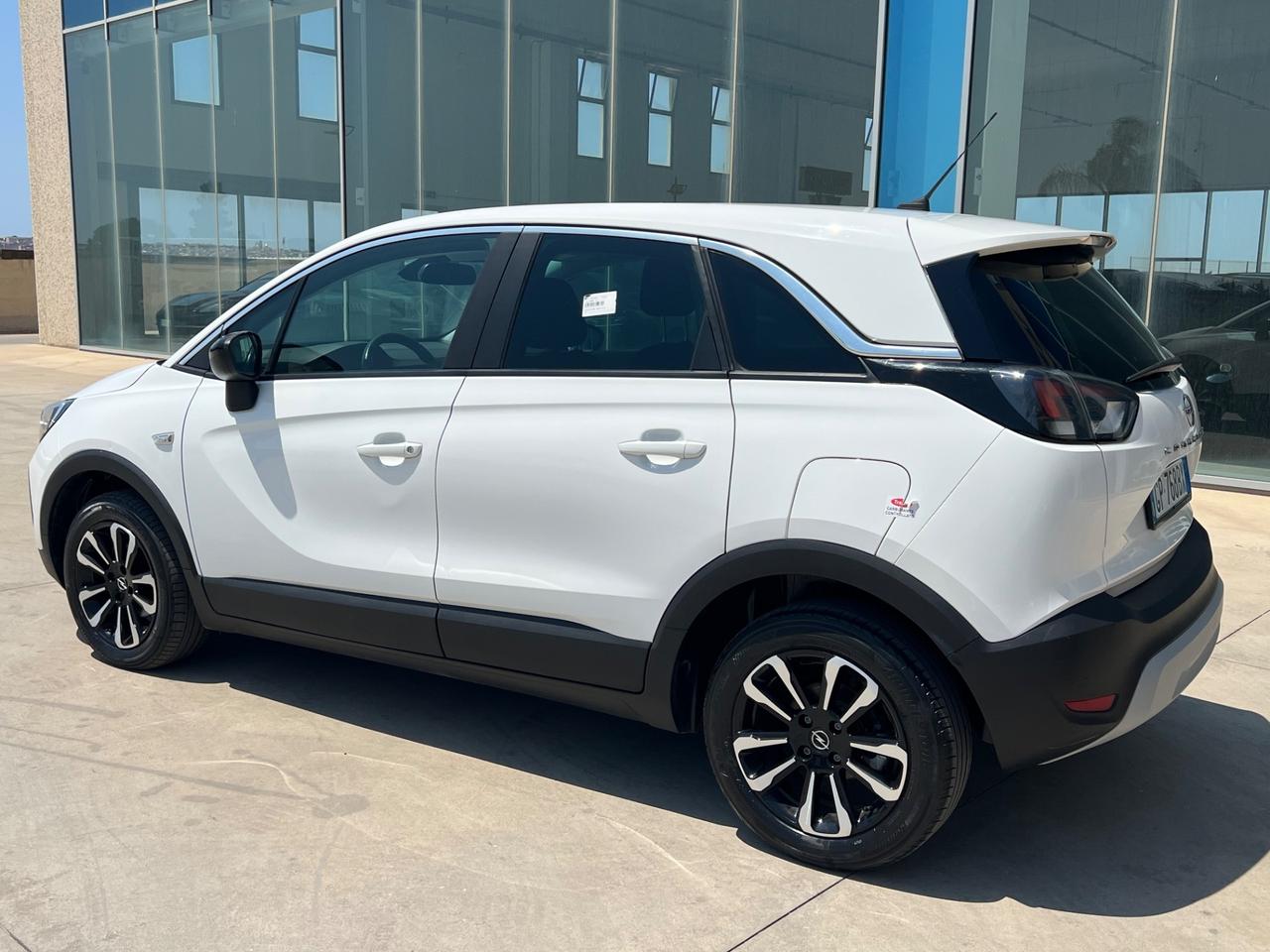 Opel Crossland 1.5 ECOTEC D 110 CV Elegance - possibilità noleggio no scoring