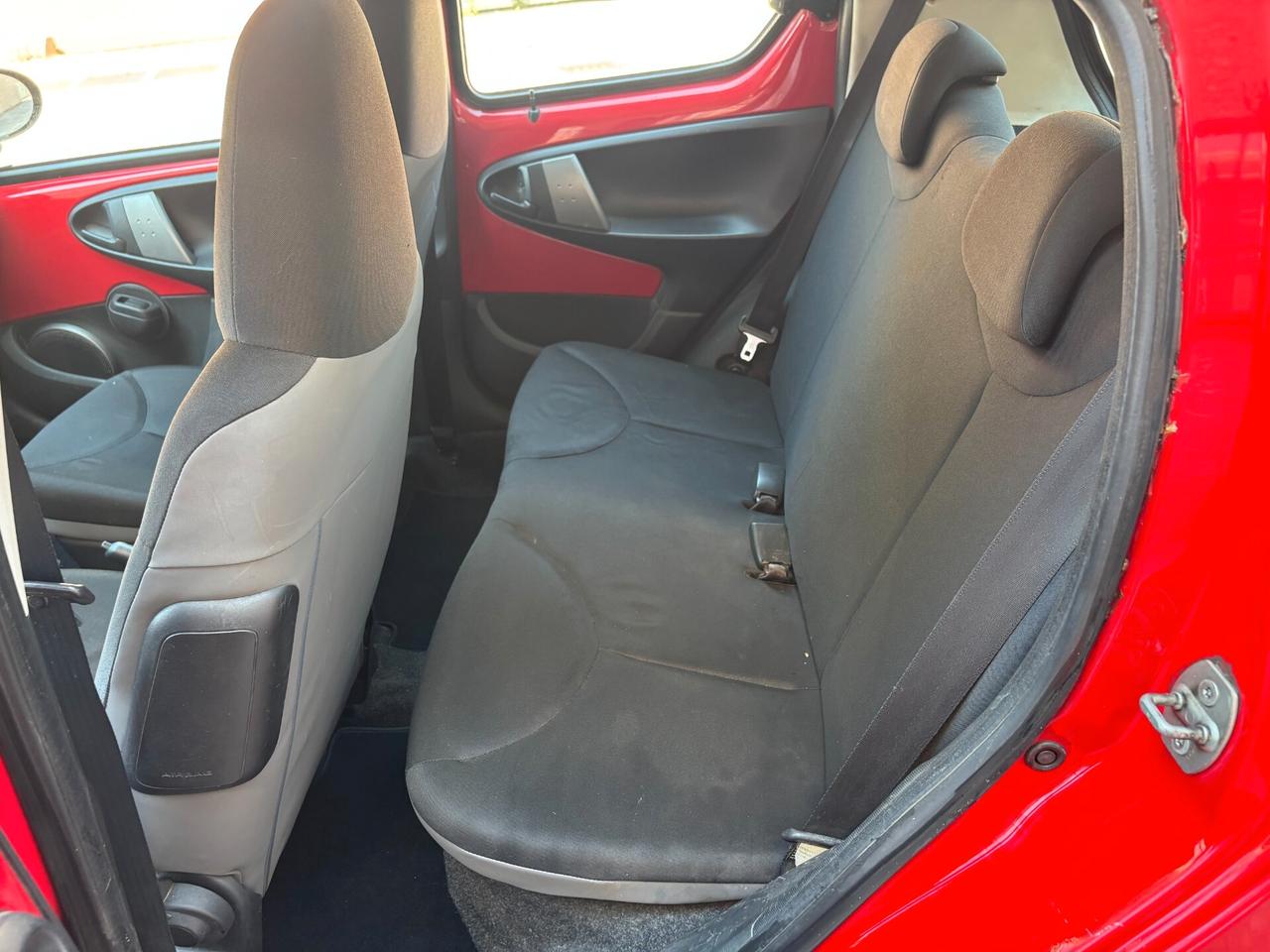 Toyota Aygo 1.0 12V VVT-i 5 porte Lounge Connect
