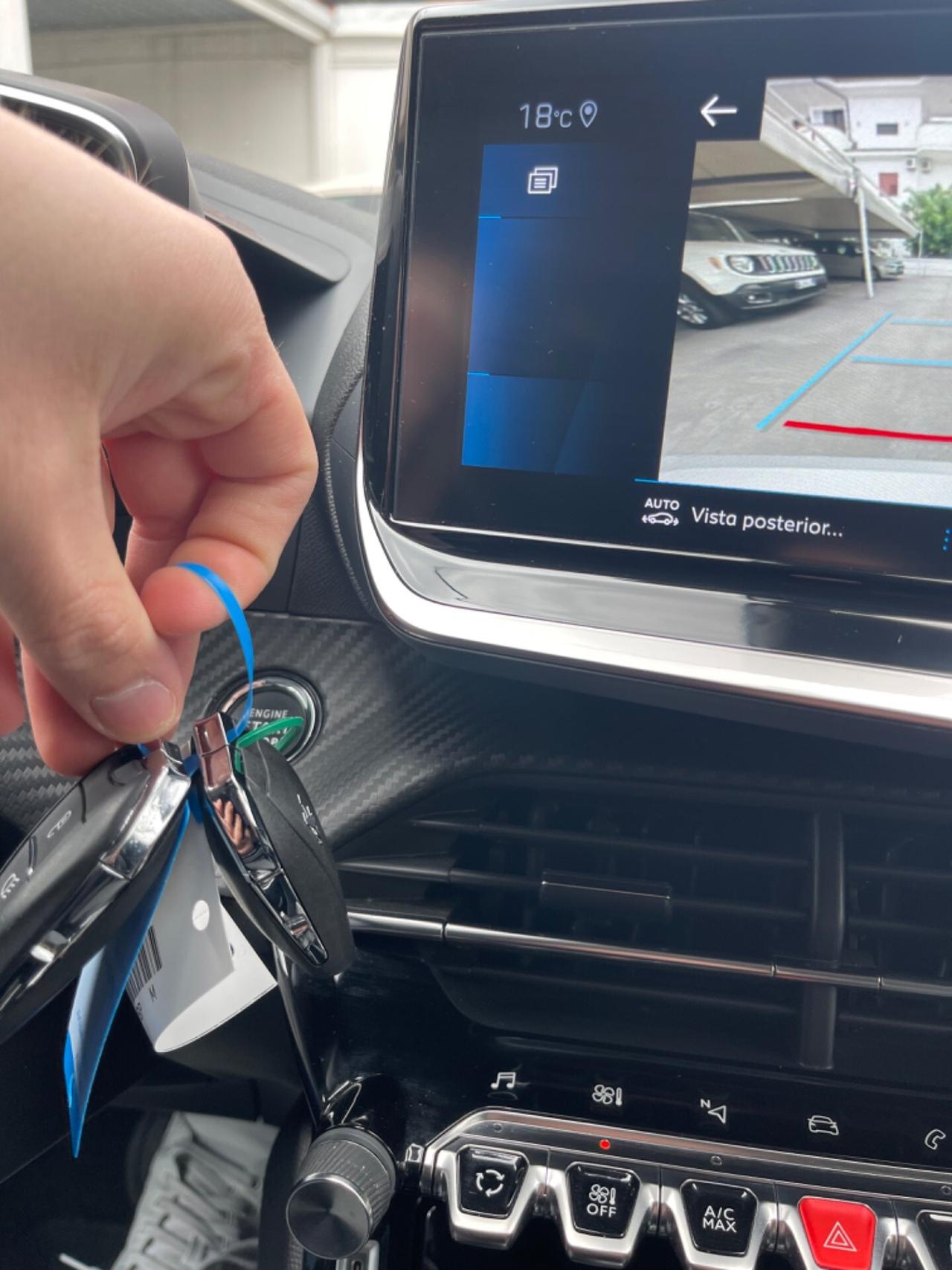Peugeot 2008 BlueHDi 130 S&S EAT8 Allure Pack QUADRO VIRTUAL COCKPIT