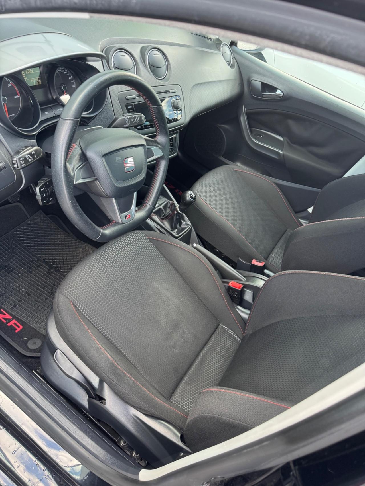 Seat Ibiza FR 1.6 TDI 105 CV ADATTA A NEOPATENTATI