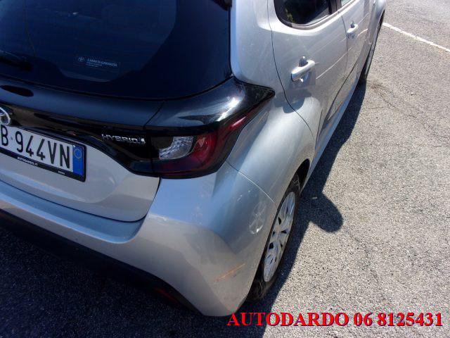 TOYOTA Yaris 1.5 Hybrid 5 porte Business