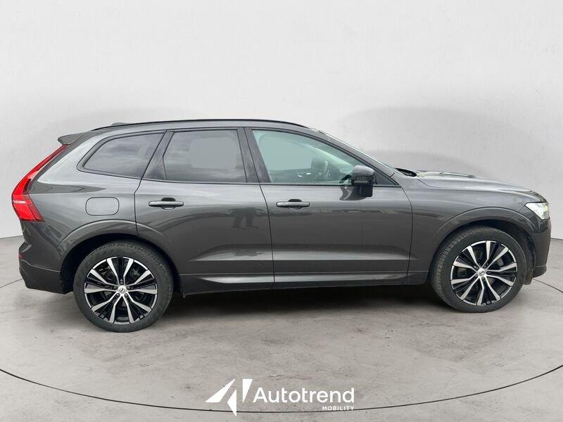 Volvo XC60 B5 235+14 CV AWD Automatica Mild Hybrid Ultimate Dark