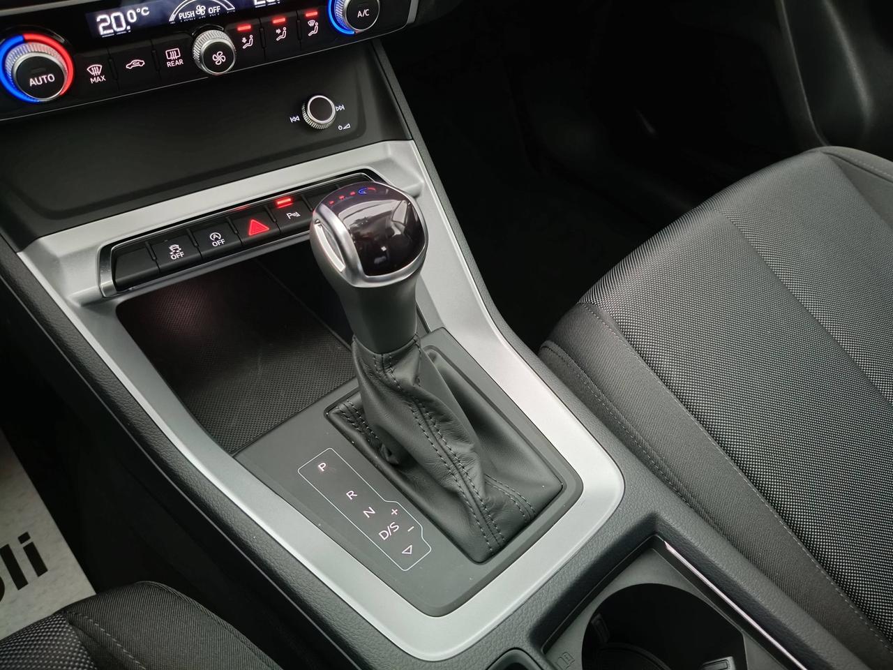 AUDI Q3 II 2018 - Q3 35 1.5 tfsi Business s-tronic