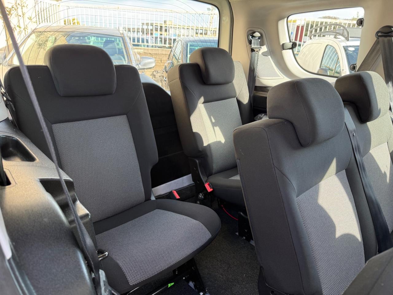 Fiat Doblò 1.4 Benzina 95 Cv 7 Posti